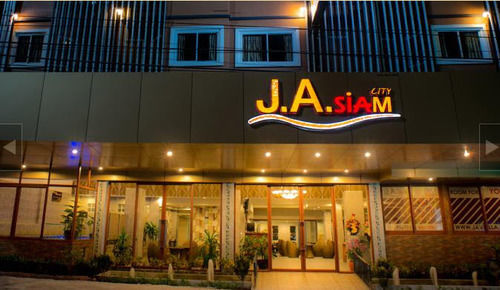 Oyo 120 Ja Siam City Near Bangkok Hospital Pattaya Buitenkant foto
