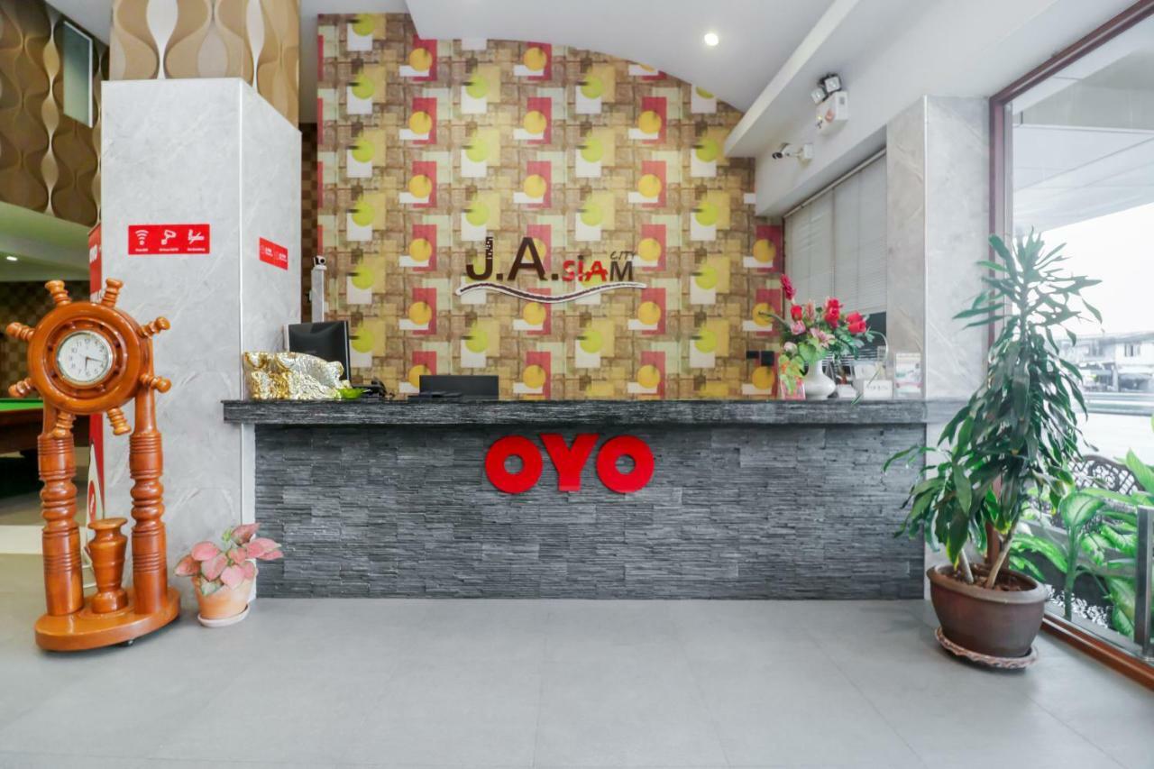 Oyo 120 Ja Siam City Near Bangkok Hospital Pattaya Buitenkant foto